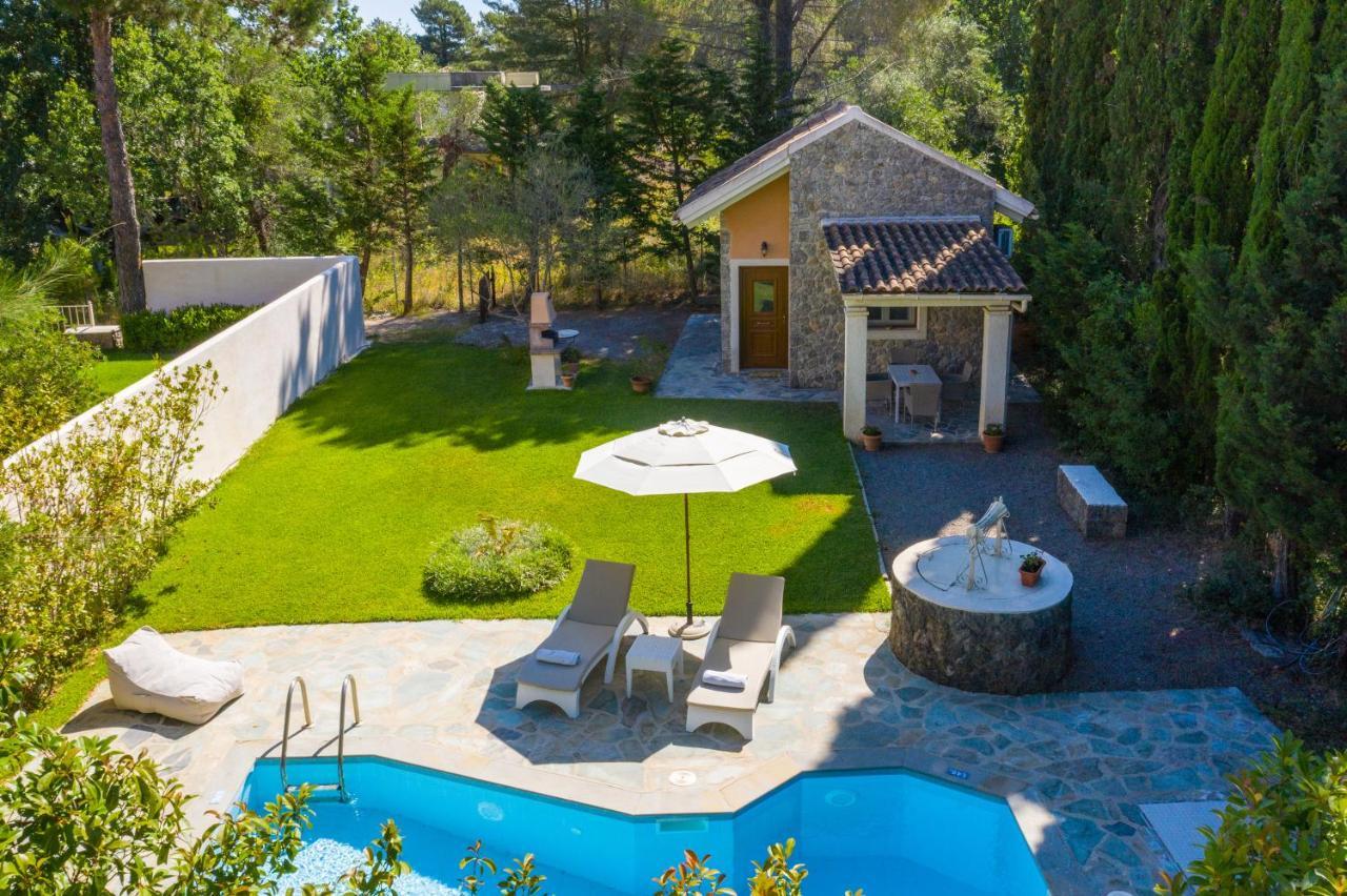 Petrinos Cottage Dafnila ภายนอก รูปภาพ